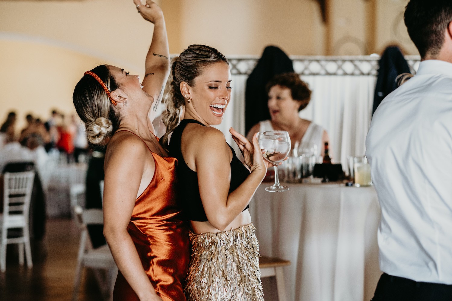 boda en carmona barra libre