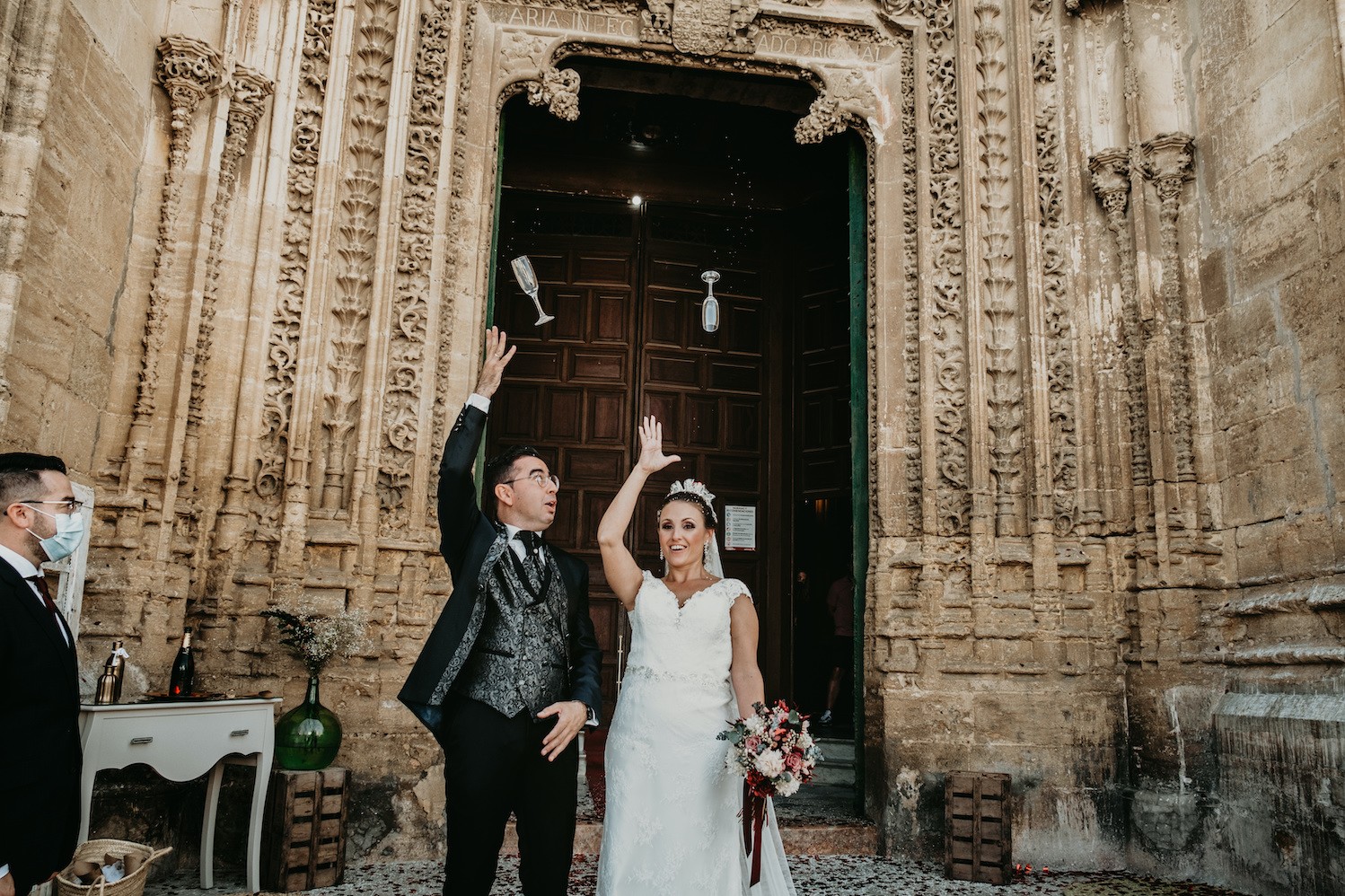 lanzamiento de copas novios