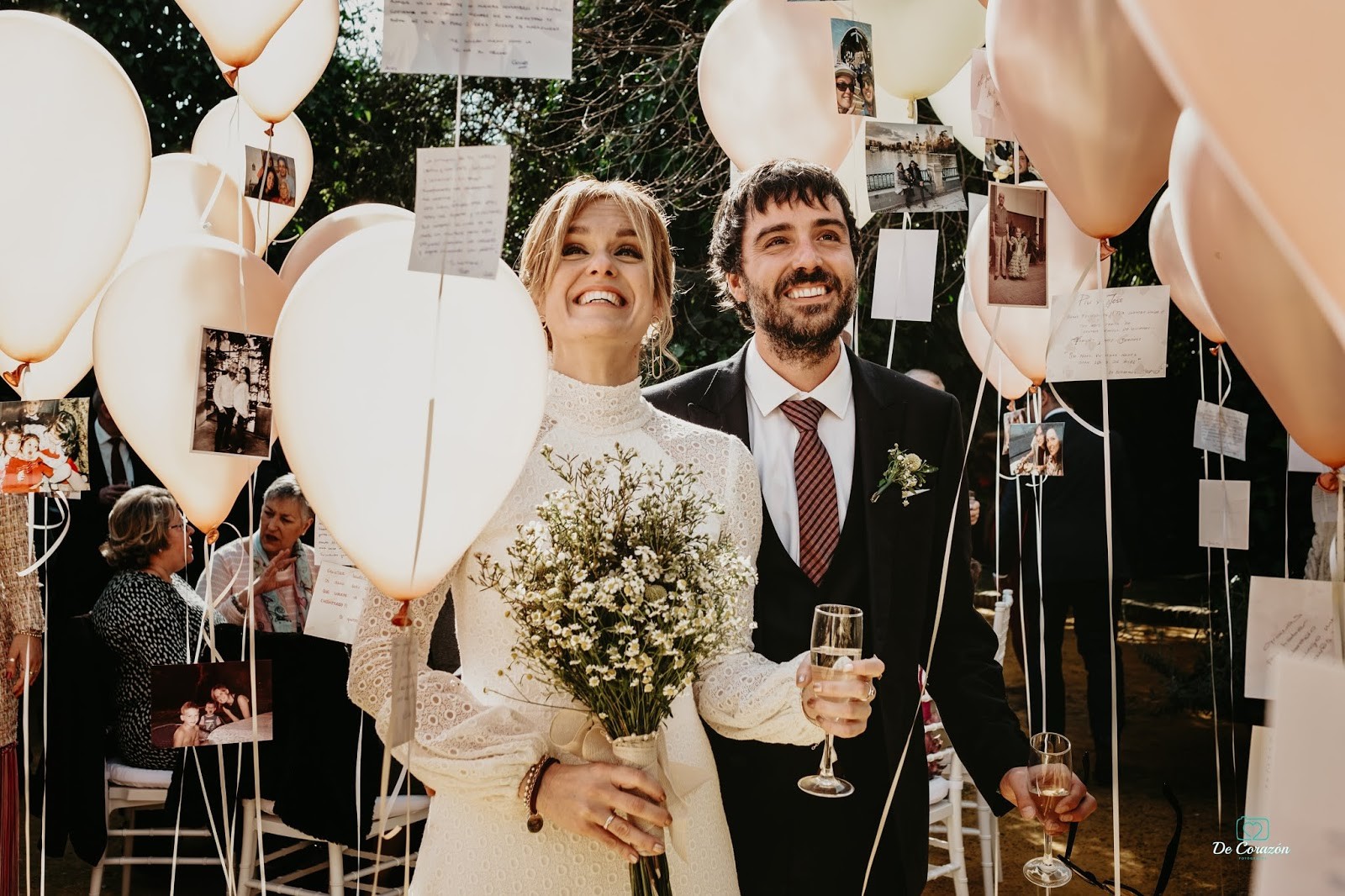 sorpresa, globos, boda, blanco, ramo de novia