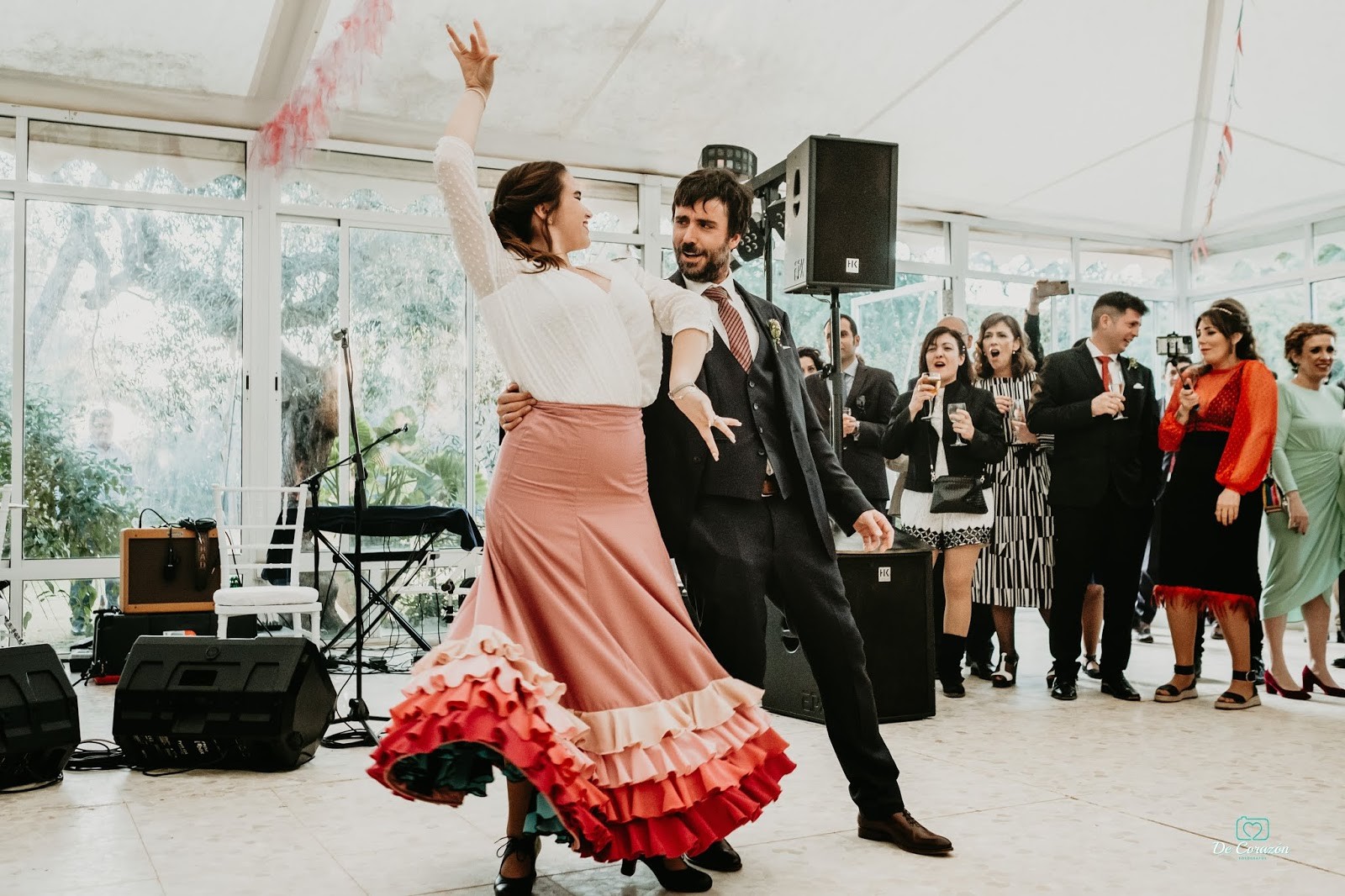 baile gitana con el novio, abre la boda, fiesta, salón de celebraciones