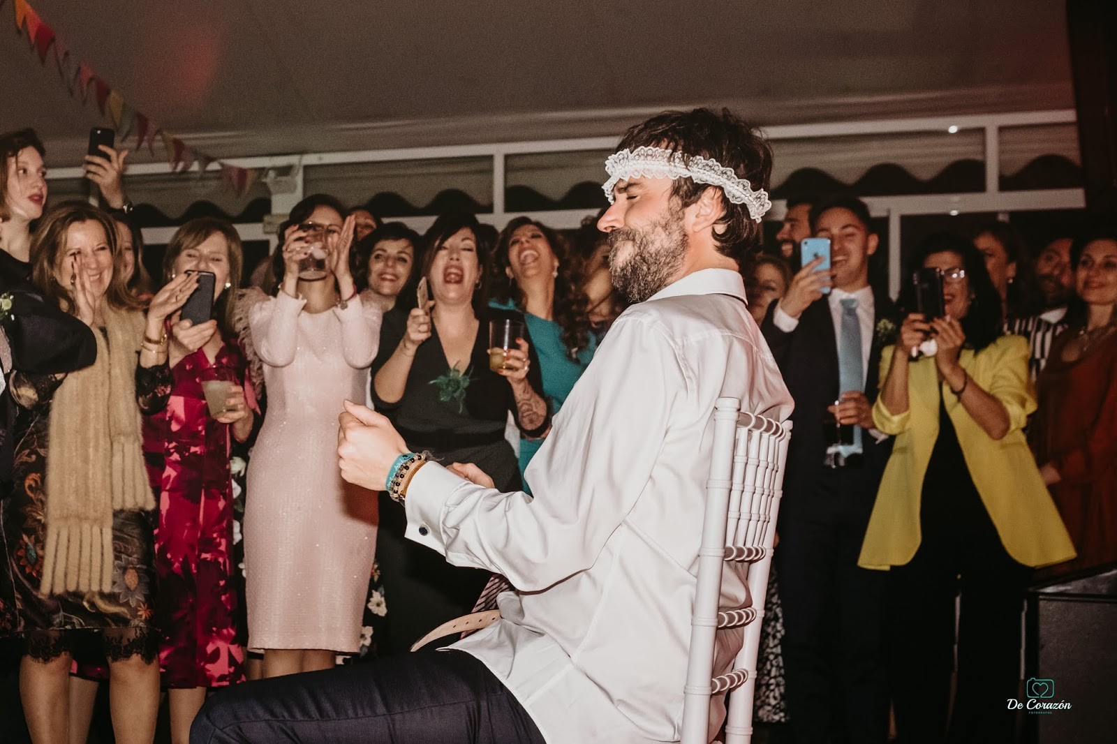 liga, liguero novia, fiesta, barra libre