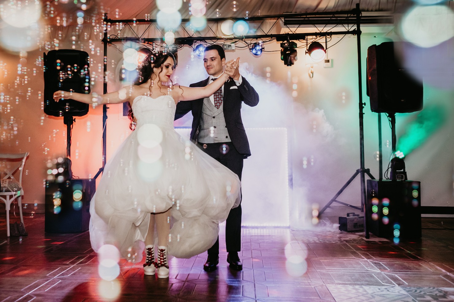 baile entre burbujas