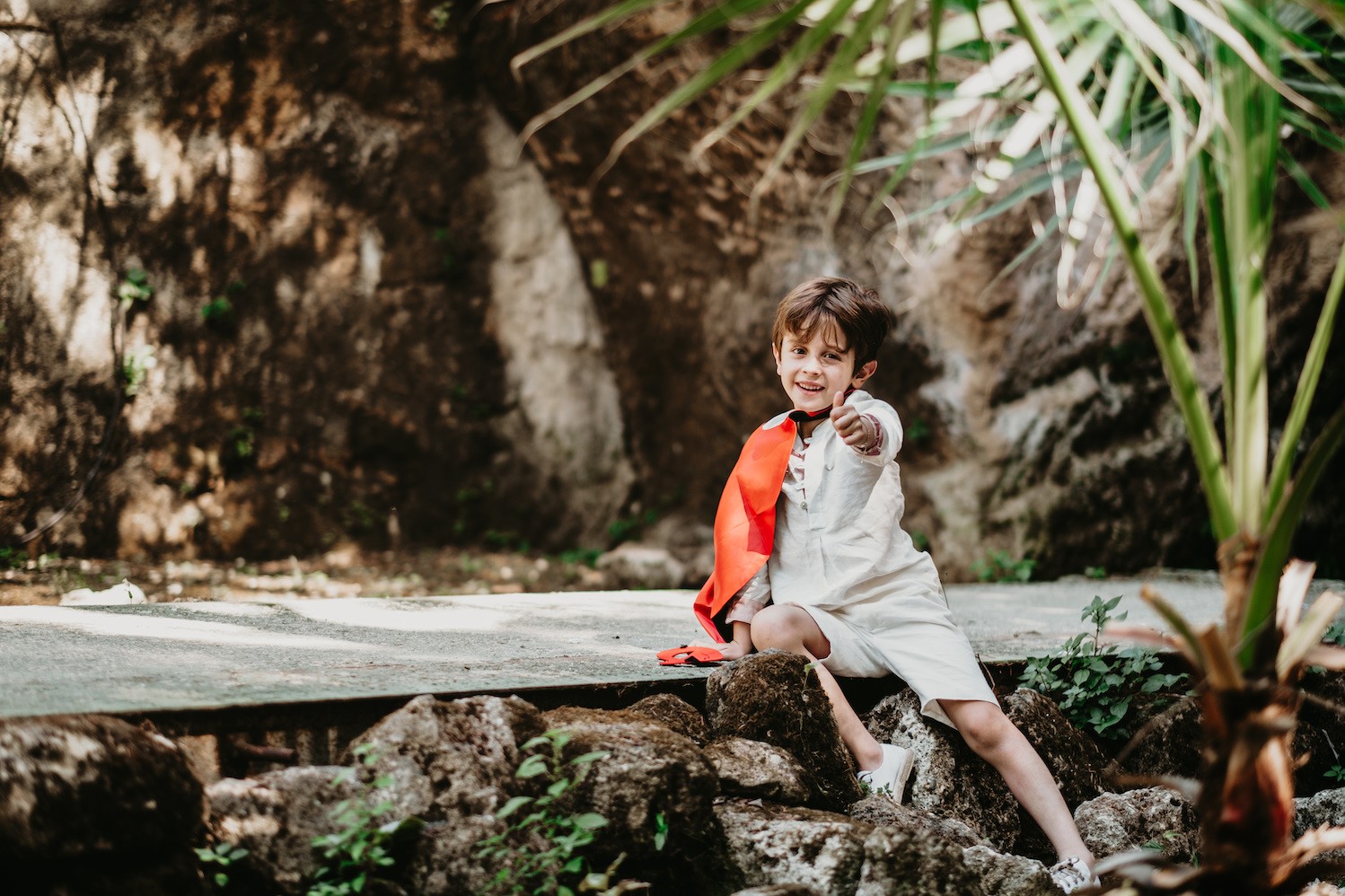 niño superhéroe boda