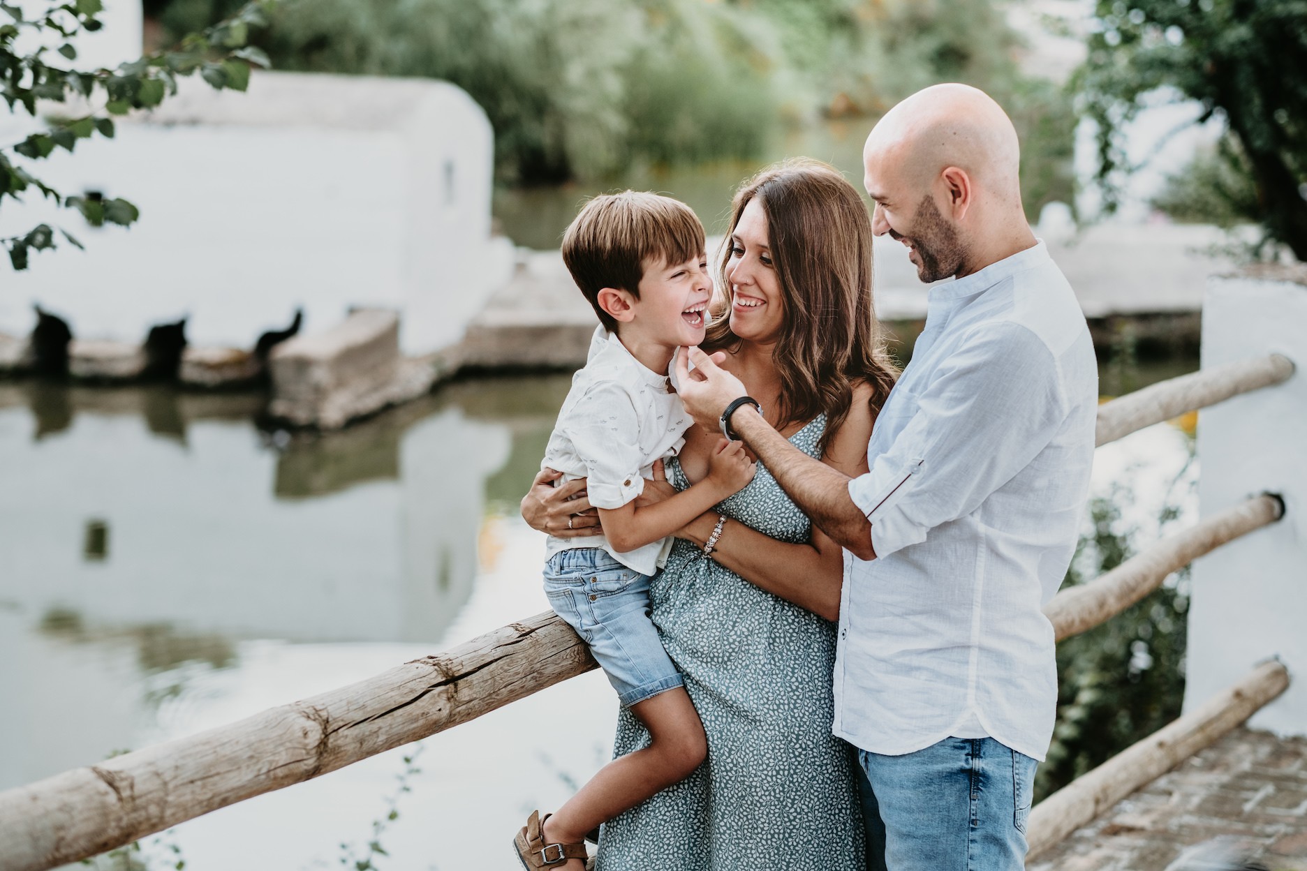 sevilla preboda con hijo