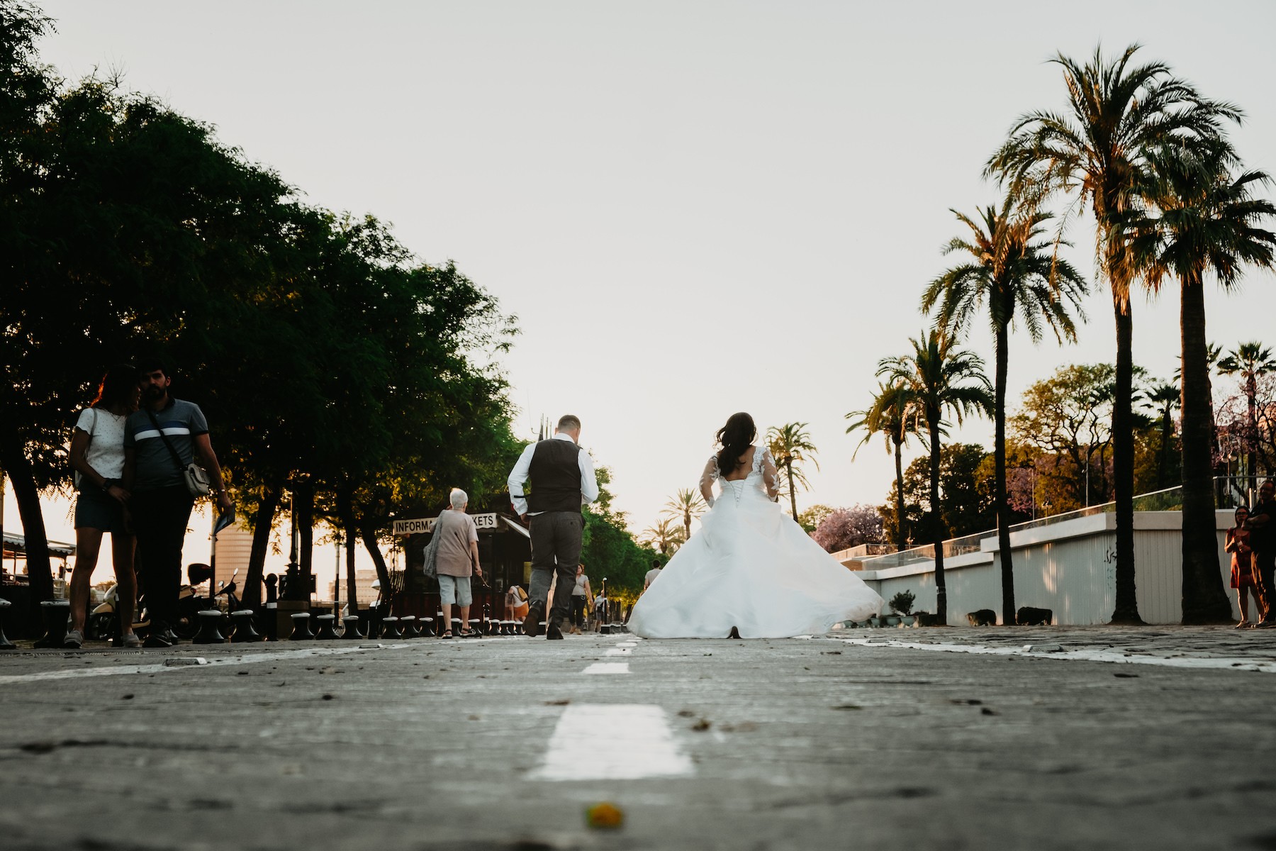 novios corriendo Sevilla